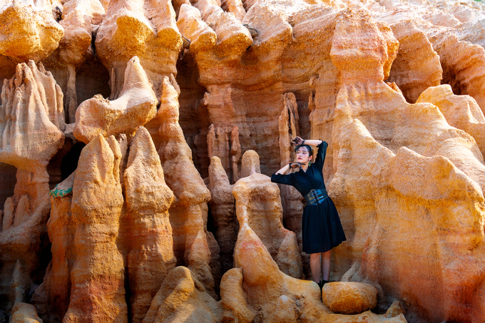 Dốc đá Vạn Long đẹp tựa “Ai Cập cổ đại” giữa lòng Gia Lai